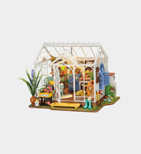 Load image into Gallery viewer, Dreamy Garden House