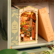 Load image into Gallery viewer, Floral Corner Book Nook