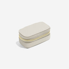 Load image into Gallery viewer, Oatmeal Petite Zipped Travel Jewellery Box