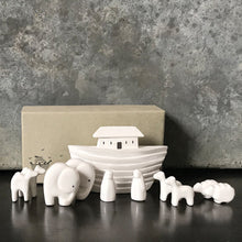 Load image into Gallery viewer, Porcelain Noah&#39;s Ark Set
