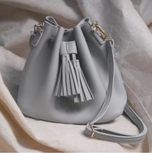 Load image into Gallery viewer, Estella Bucket Bag | Grey
